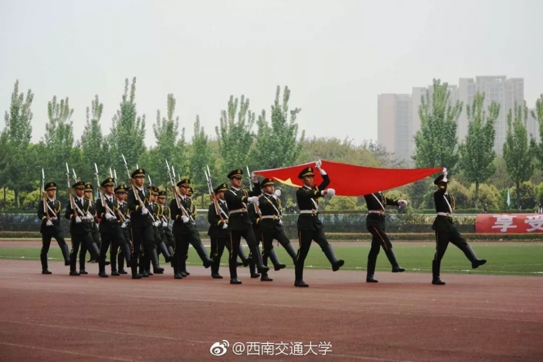 国旗班3.webp.jpg